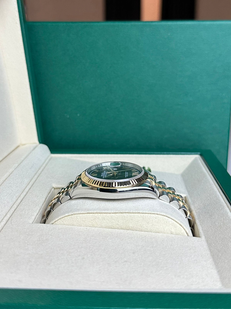 Datejust 36mm Steel & Yellow Gold Olive Green VI Diamond Dial Jubilee
