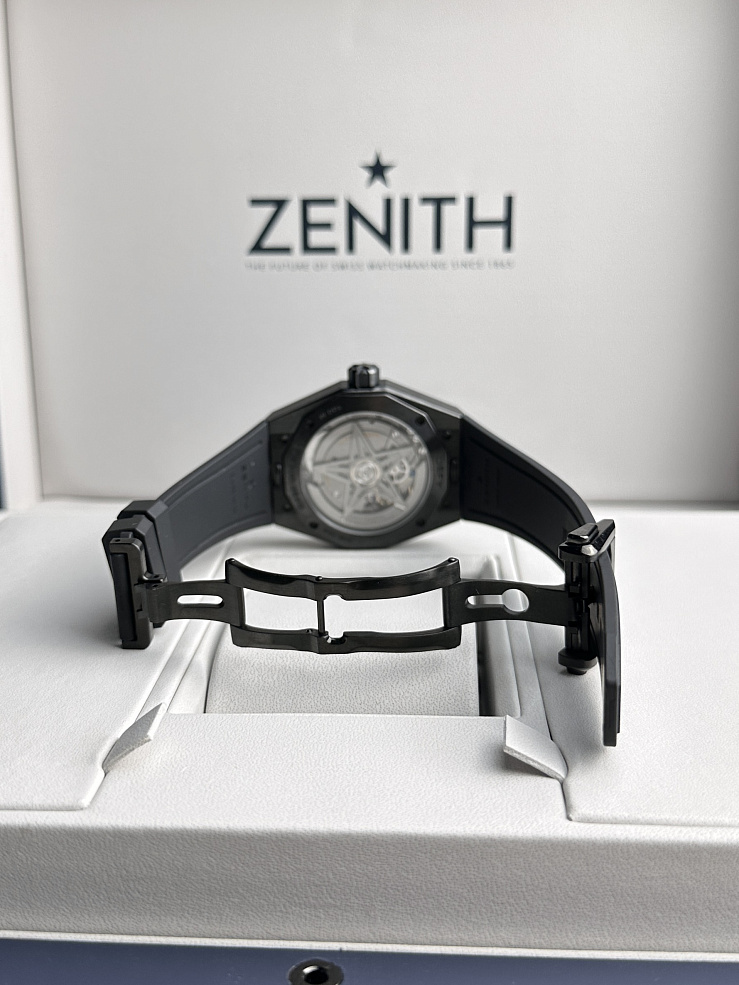 DEFY Skyline Black Ceramic