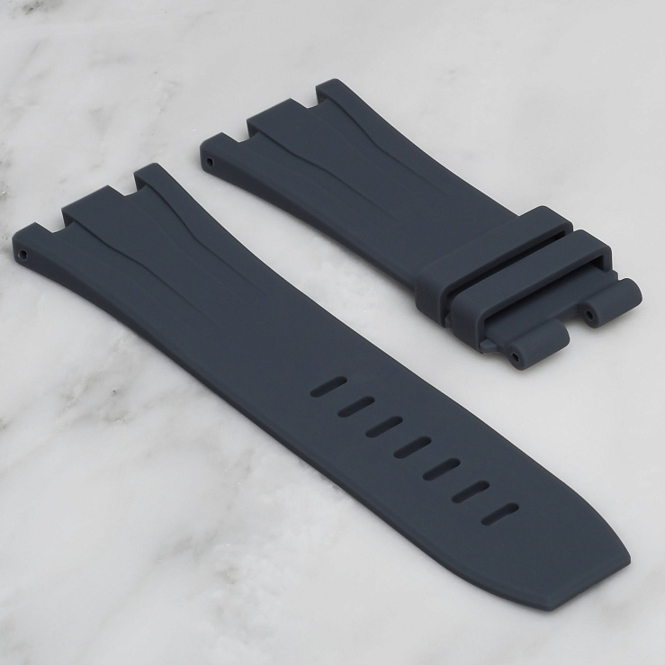 Audemars Piguet in stock in Dubai in Luxury watch boutique "WATCH LAB"