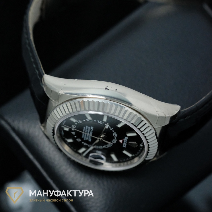 Sky-Dweller White Gold Leather Strap