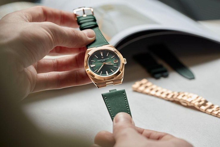 Overseas Self-winding