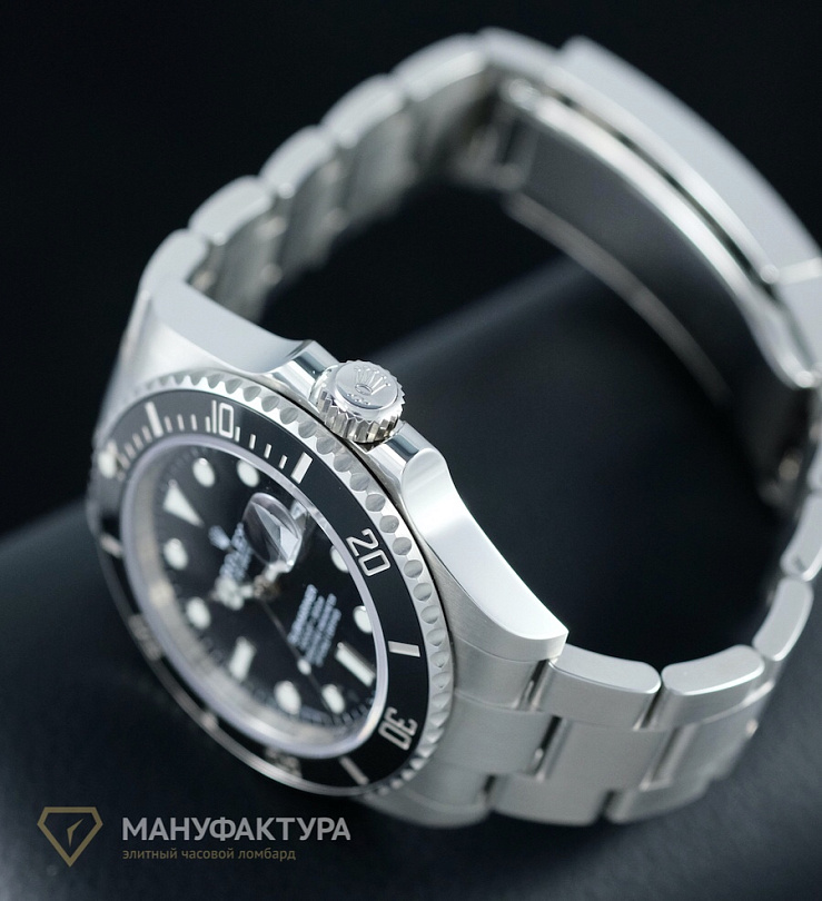 Oyster Perpetual Submariner Date