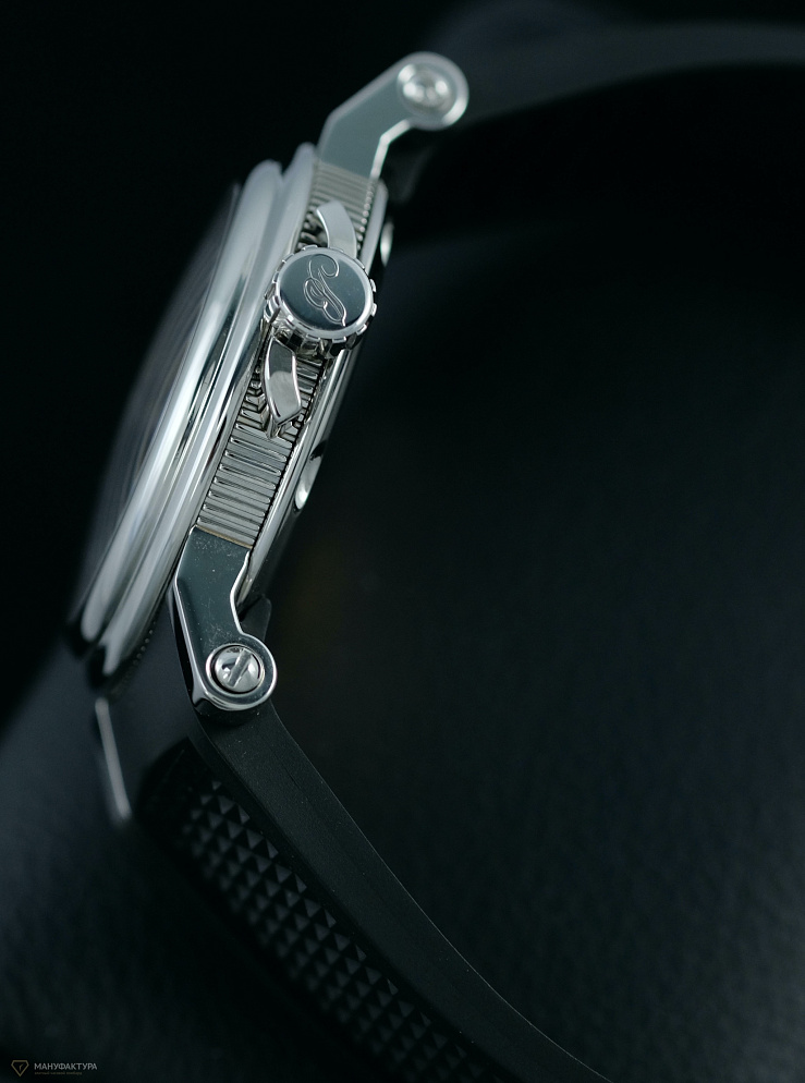 Marine II Big Date Steel