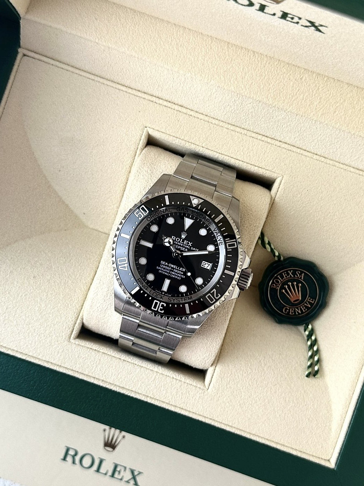 Sea-Dweller 44mm Steel