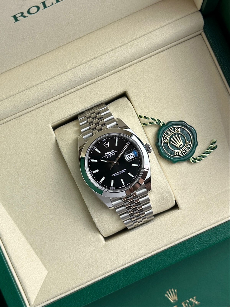 Datejust 41mm Steel Black Dial Jubilee Bracelet