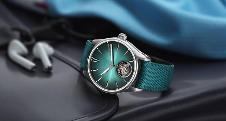 H. Moser & Cie Pioneer Tourbillon