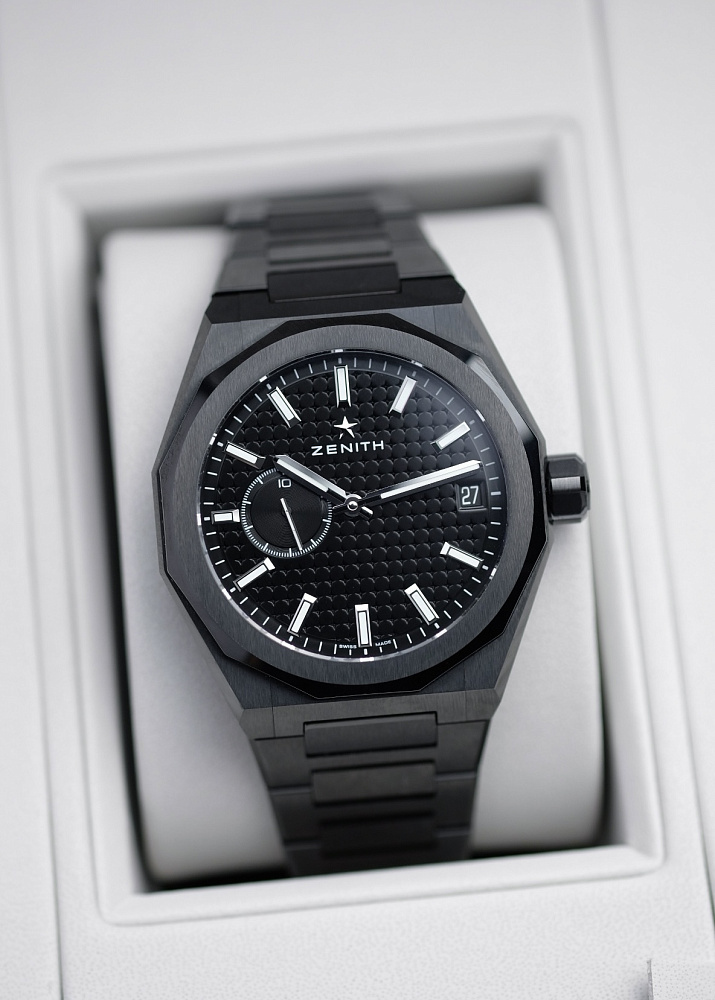 DEFY Skyline Black Ceramic