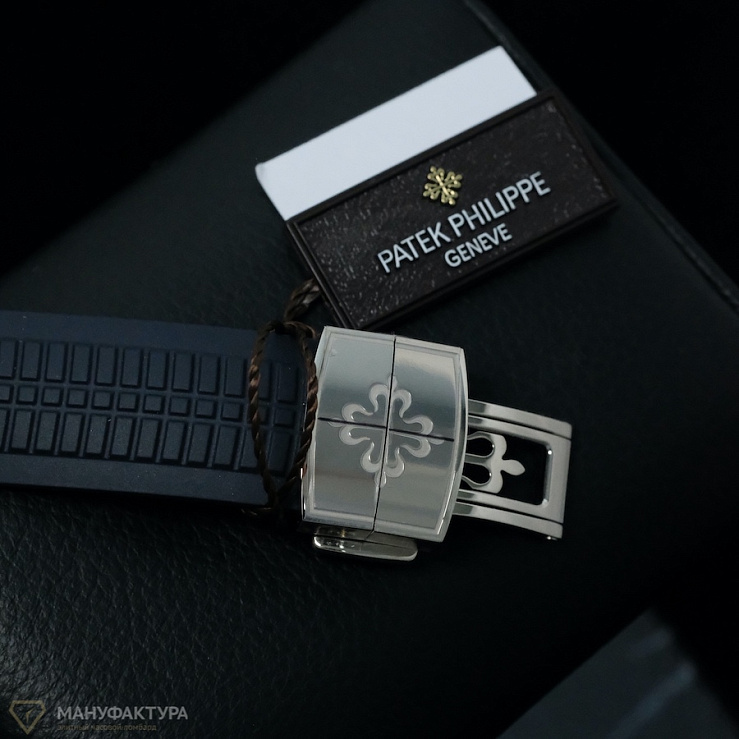 Aquanaut White Gold