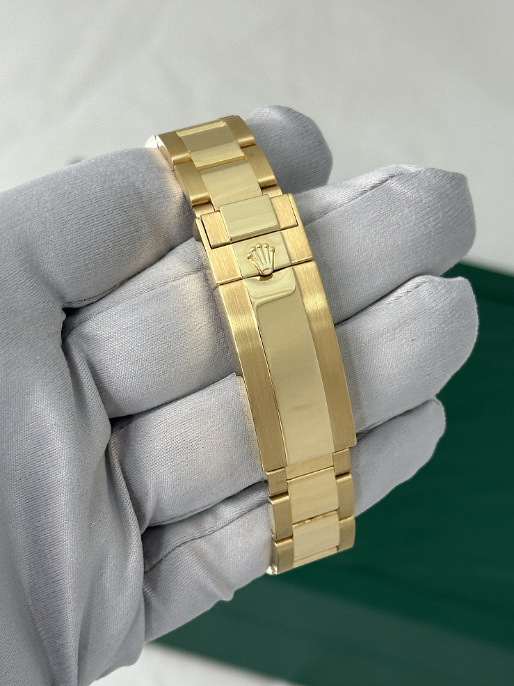 SUBMARINER DATE 40MM YELLOW GOLD CERAMIC DIAMONDS INDEX