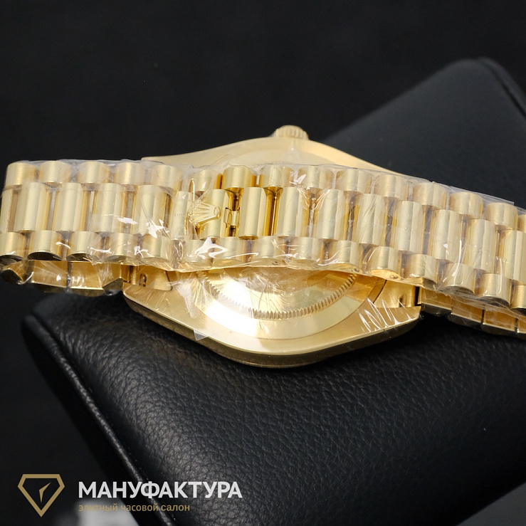 Day-Date II 41mm Yellow Gold President Black Dial