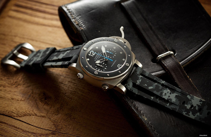 Panerai in stock in Dubai in Luxury watch boutique "WATCH LAB"