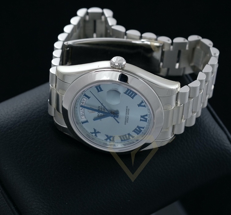 Day-Date II President Platinum 41mm Discountinued 2020 