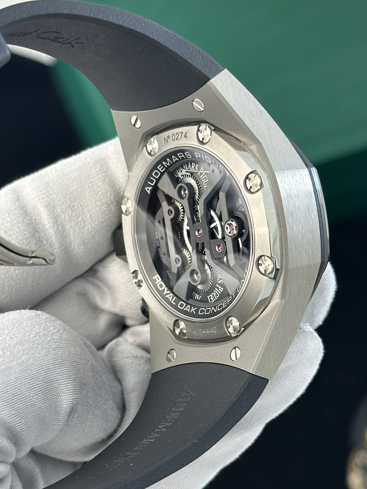 Royal Oak Concept GMT Tourbillon 44 mm