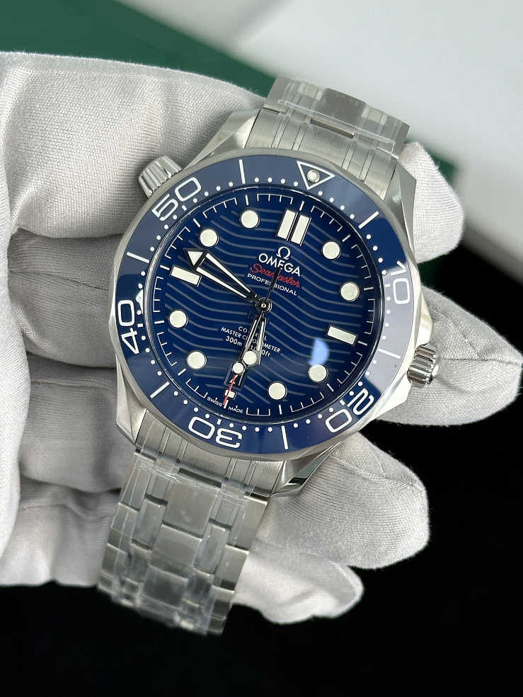 Seamaster DIVER 300M CO‑AXIAL MASTER CHRONOMETER 42 MM