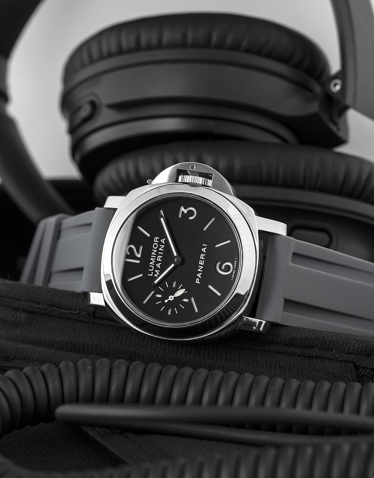 Panerai in stock in Dubai in Luxury watch boutique "WATCH LAB"
