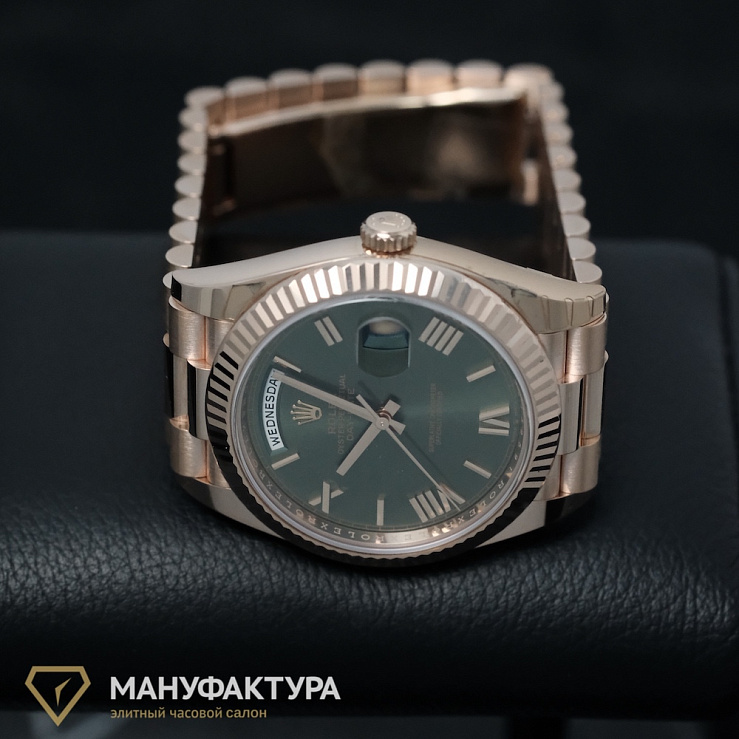 Day-Date 40 mm Rose Gold Olive Dial