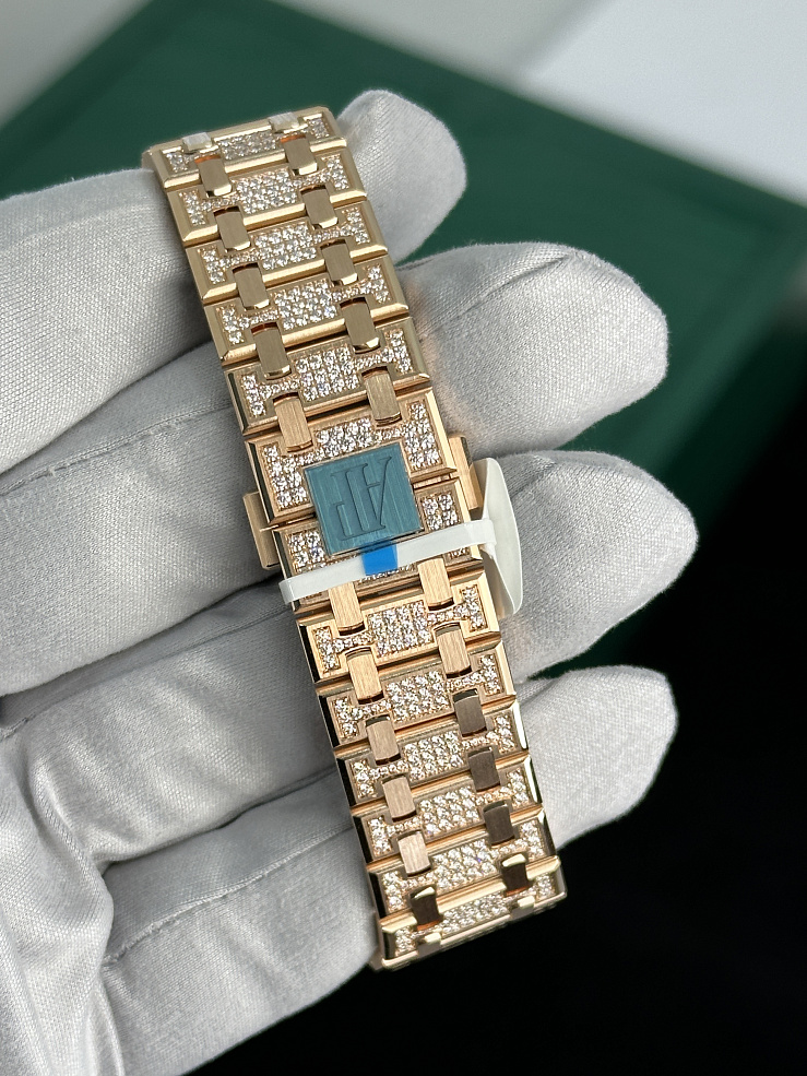 Royal Oak Chronograph 41mm Full Pave Diamonds