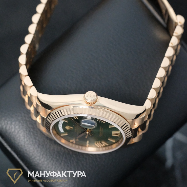 Day-Date 40 mm Rose Gold Olive Dial