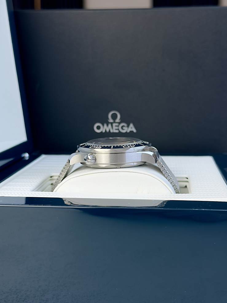 Seamaster Diver 300 m 42 mm James Bond 60th anniversary